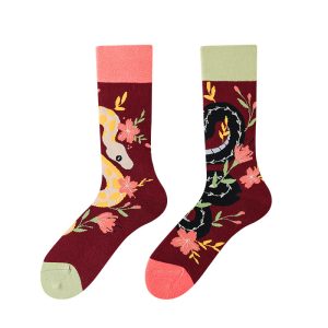 Original Design AB Asymmetric Trend Socks – Street-Style Creative Crew Socks